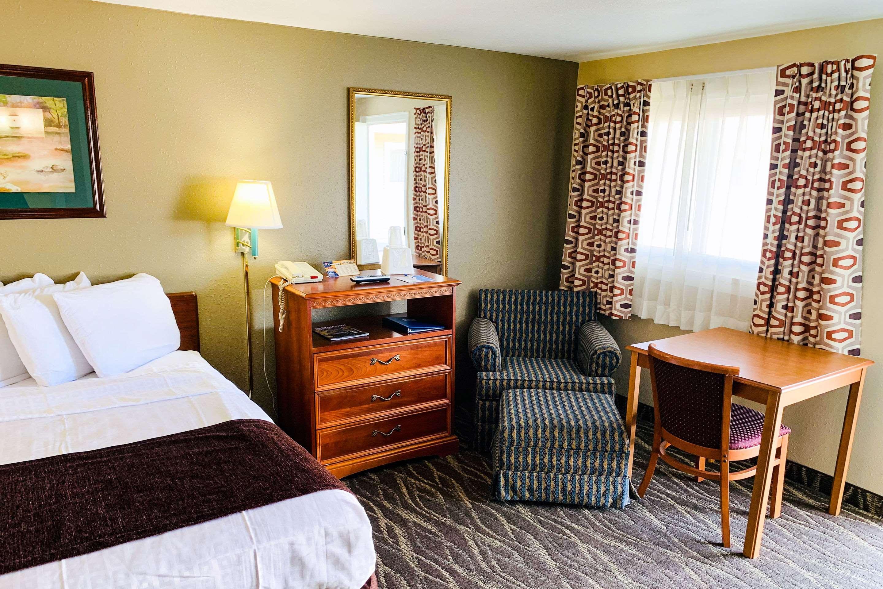 Rodeway Inn & Suites Шеридан Экстерьер фото