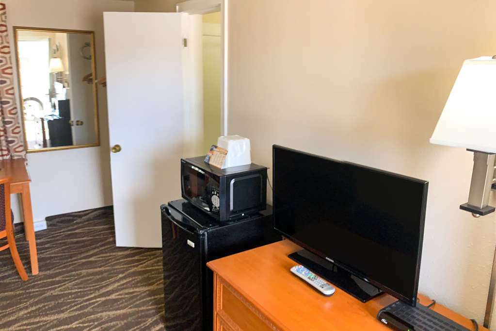 Rodeway Inn & Suites Шеридан Номер фото